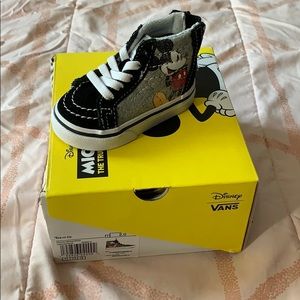 Mickey Mouse Vans